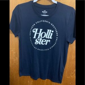 Hollister tee